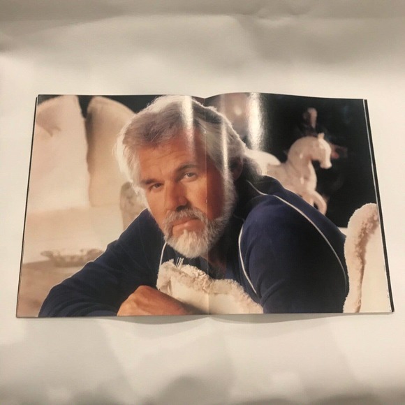 Kenny Rogers Souvenir Concert Scrapbook - Picture 3 of 3